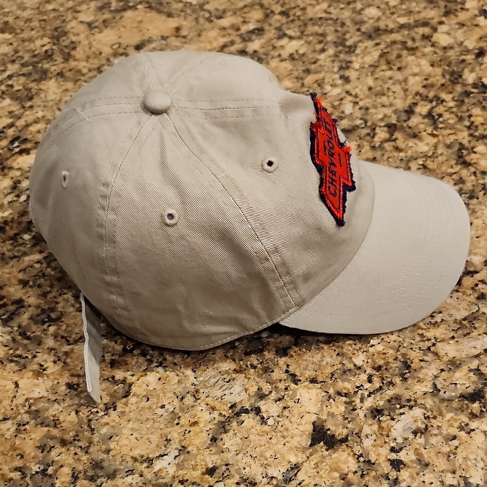 Chevrolet Beige Baseball Cap - Picture 2 of 6